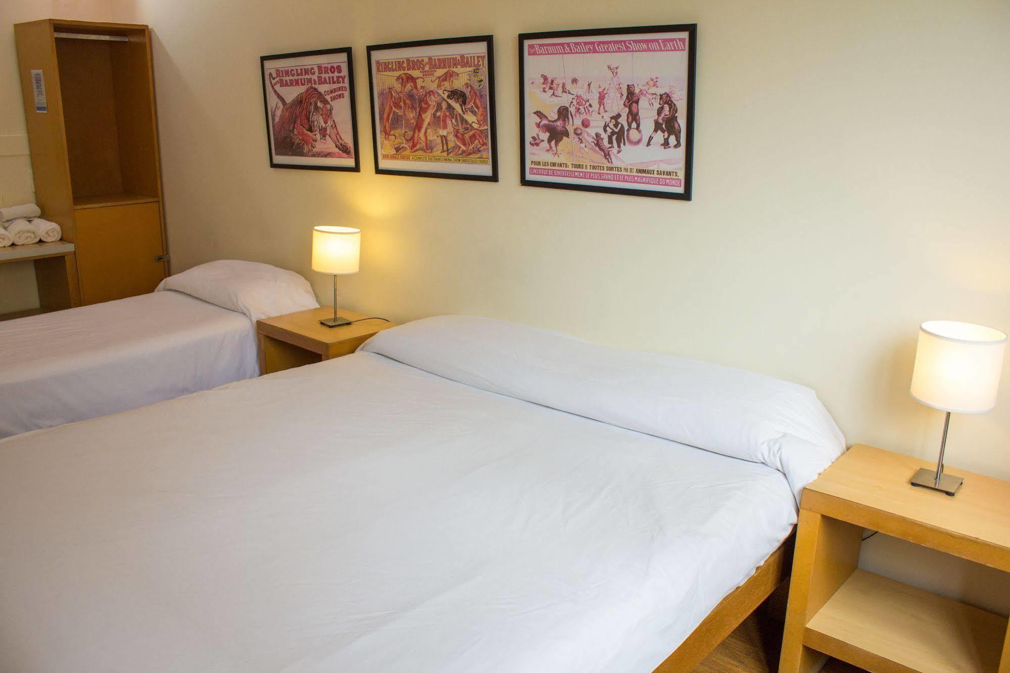 Circus Hostel ブエノスアイレス エクステリア 写真
