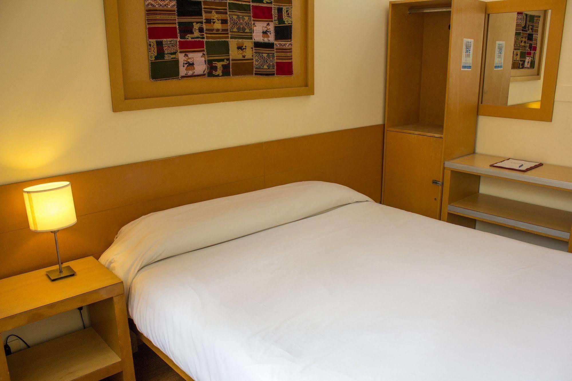 Circus Hostel ブエノスアイレス エクステリア 写真